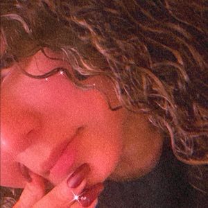 Meet your Posher, Susette